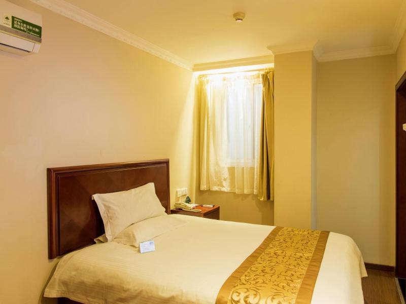 Greentree Inn Jiangsu Taizhou Jingjiang Bus Station Express Hotel Exterior foto